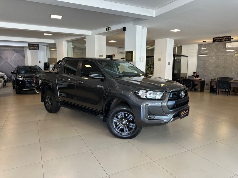 Toyota Hilux CD SR 4x4 2.8 TDI Diesel Aut.