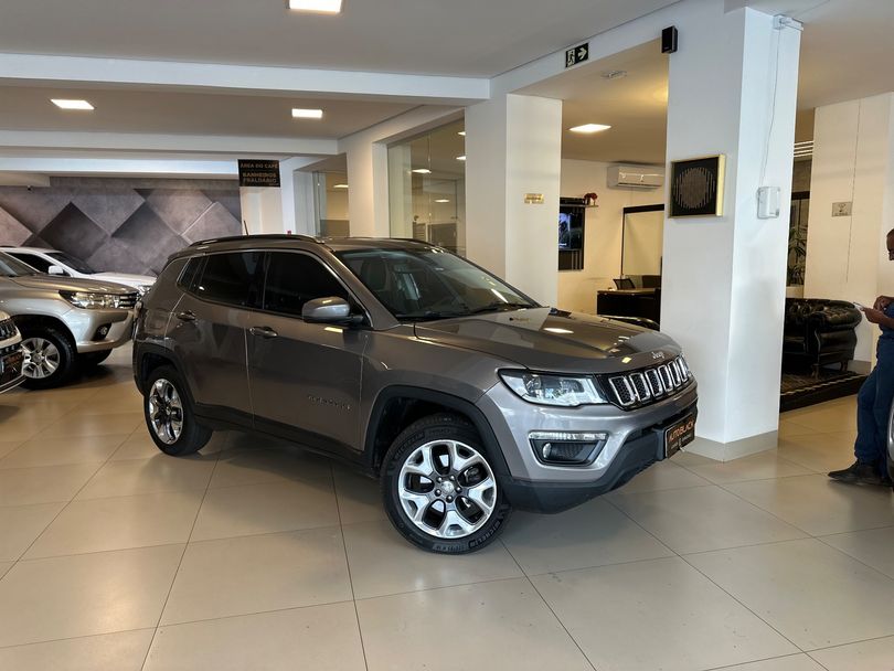 Jeep COMPASS LONGITUDE 2.0 4x4 Dies. 16V Aut.