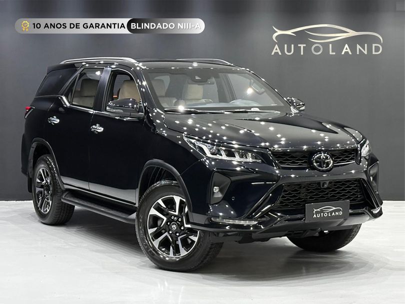 Toyota Hilux SW4 Diamond 2.8 TB 4x4 Die. Aut.