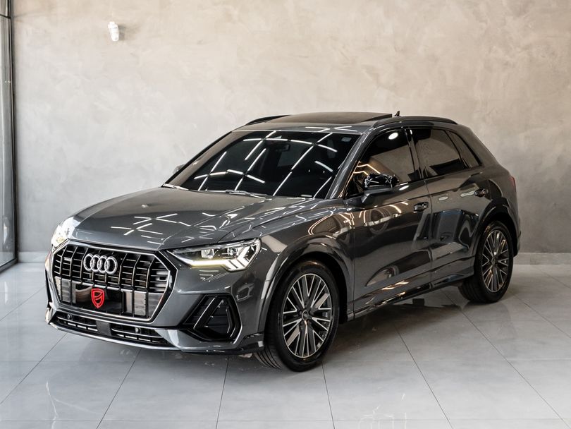 Audi Q3 Perf. Black 2.0 TFSI Tiptr. Quattro