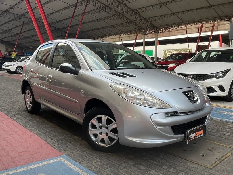 Peugeot 207 XR 1.4 Flex 8V 5p