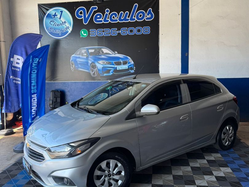 Chevrolet ONIX HATCH LT 1.0 8V FlexPower 5p Mec.