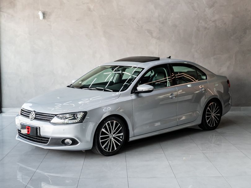 VolksWagen JETTA Highline 2.0 TSI 16V 4p Tiptronic
