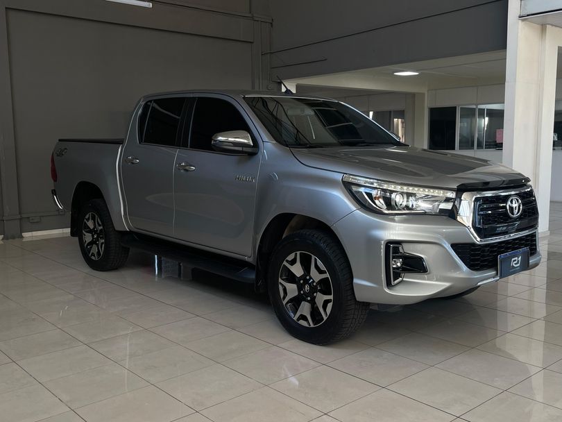 Toyota Hilux CD SRX 4x4 2.8 TDI 16V Diesel Aut.