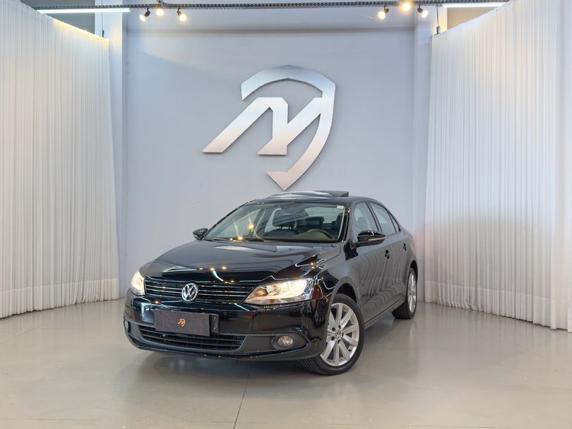 VolksWagen JETTA Comfortline 2.0 T.Flex 8V 4p Tipt.