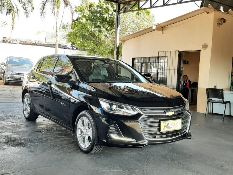 Chevrolet ONIX HATCH PREM. 1.0 12V TB Flex 5p Aut.