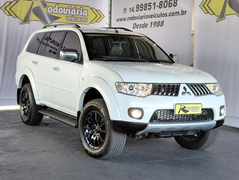 Mitsubishi Pajero DAKAR 3.2 4x4 T.I. Dies. 5p Aut.
