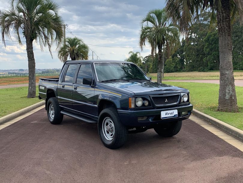 Mitsubishi L200 GL 2.5 4X4 CD Diesel