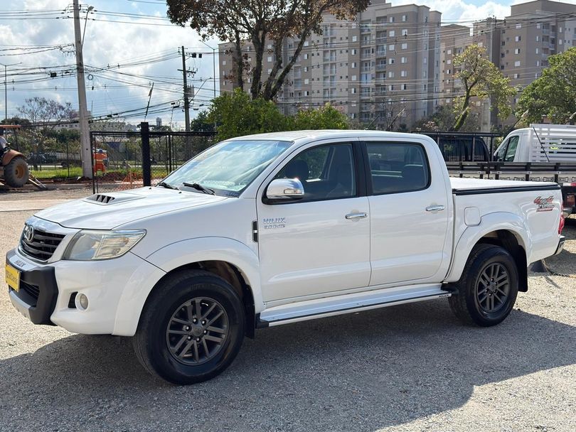 Toyota Hilux CD SRV D4-D 4x4 3.0 TDI Diesel Aut