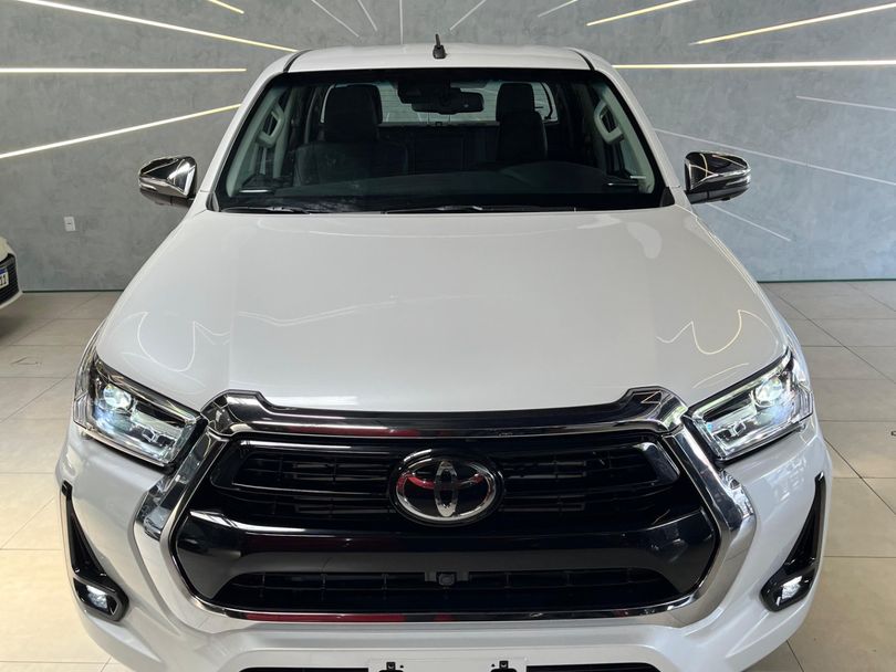 Toyota Hilux CD SRX 4x4 2.8 TDI 16V Diesel Aut.