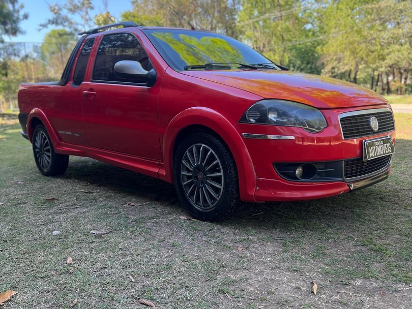 Fiat Strada Sporting 1.8 Flex 16V CE