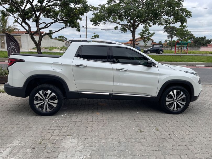 Fiat Toro Volcano 1.3 T270 4x2 Flex Aut.