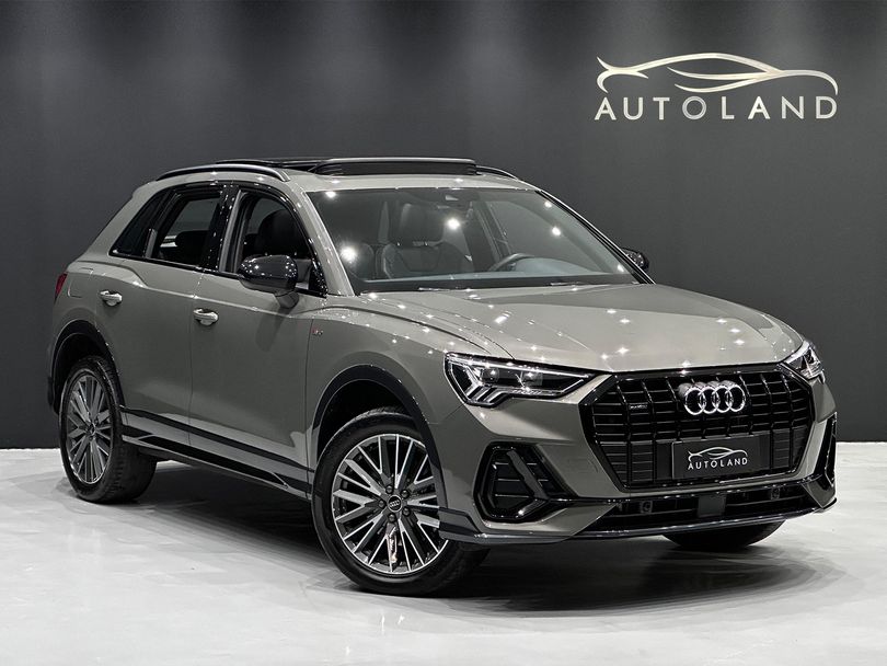Audi Q3 Perf. Black 2.0 TFSI Tiptr. Quattro