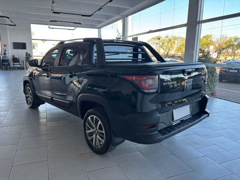 Fiat Strada Volcano 1.3 Flex 8V CD