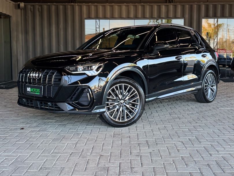 Audi Q3 Perf. Black 2.0 TFSI Tiptr. Quattro