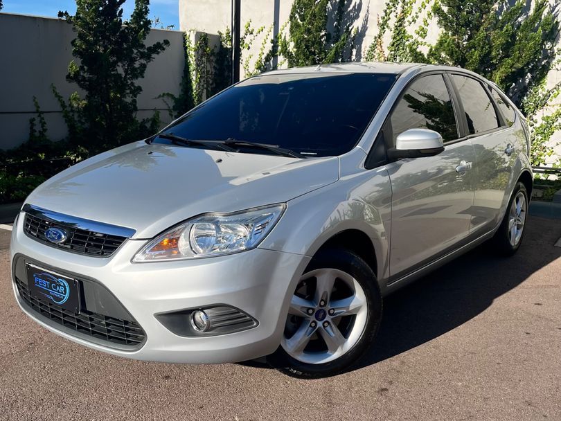 Ford Focus 2.0 16V/ 2.0 16V Flex 5p