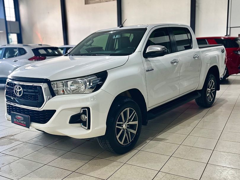 Toyota Hilux CD SRV 4x4 2.8 TDI Diesel Aut.