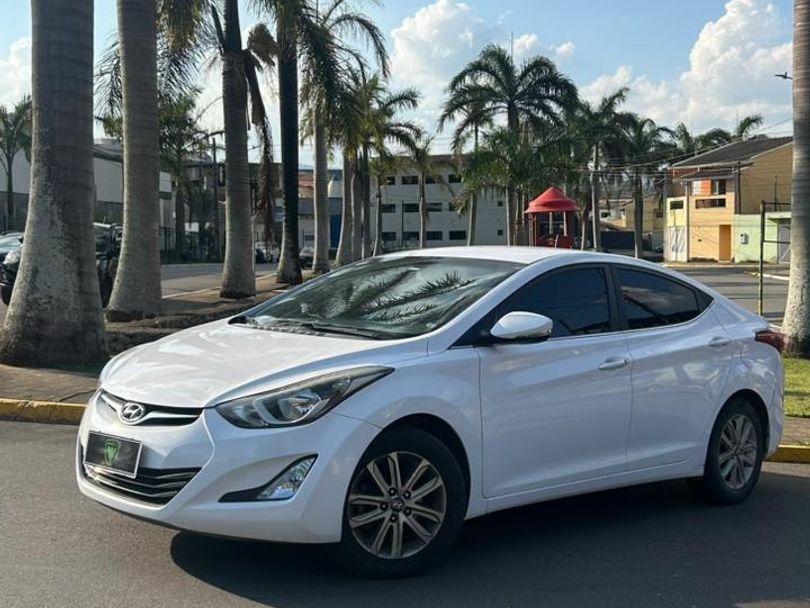 Hyundai Elantra GLS 2.0 16V Flex Aut.