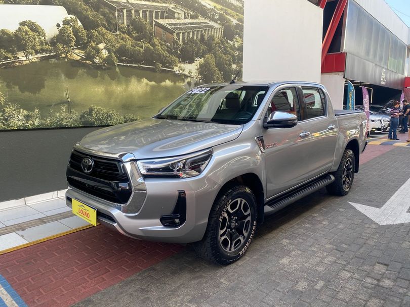 Toyota Hilux CD SRX 4x4 2.8 TDI 16V Diesel Aut.