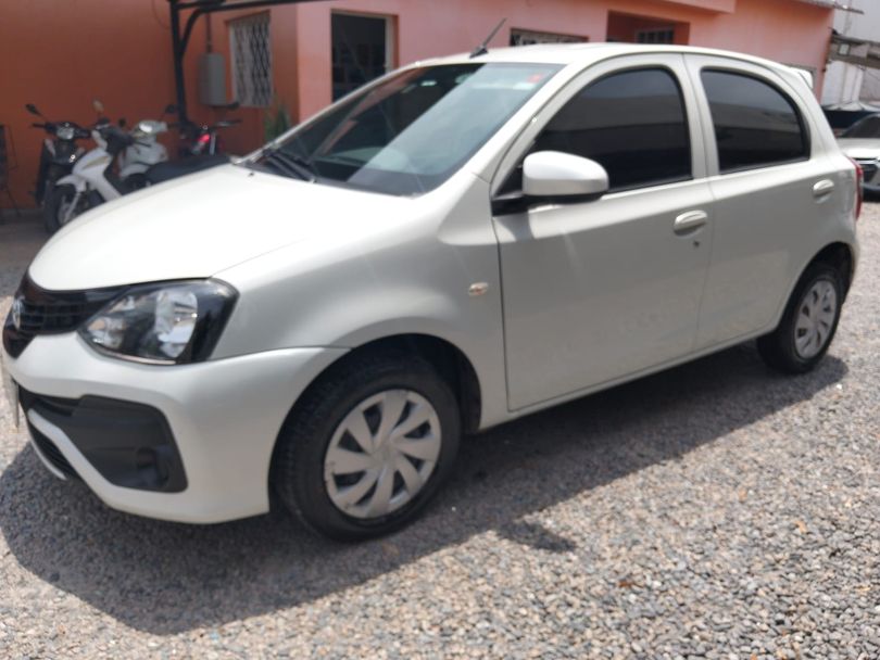 Toyota ETIOS X 1.3 Flex 16V 5p Mec.