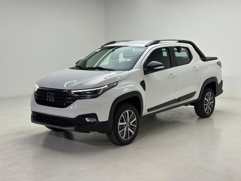 Fiat Strada Volcano 1.3 Flex 8V CD