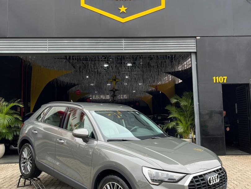 Audi Q3 Prest. 1.4 TFSI Flex/Prest. S-tronic