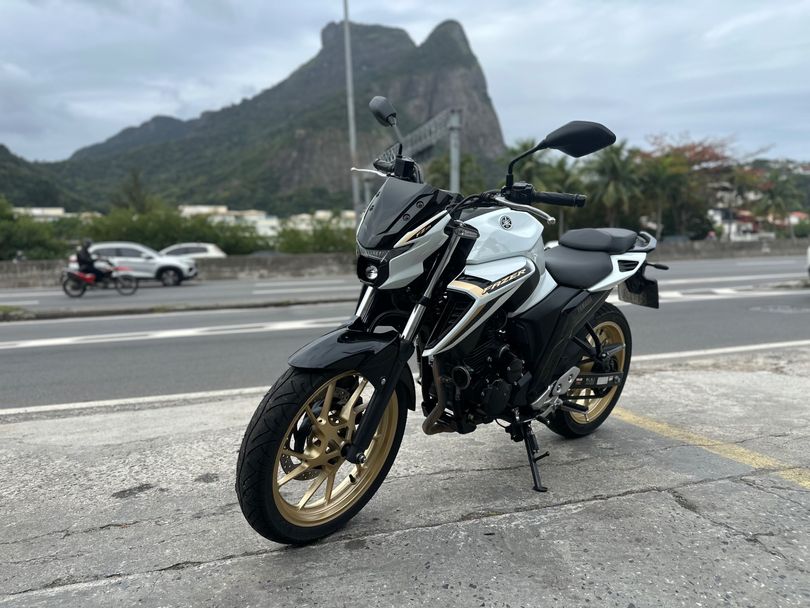 YAMAHA FZ25 250 FAZER CONNECTED