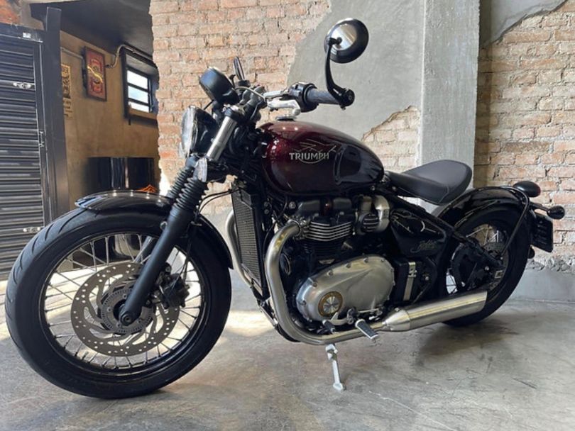TRIUMPH BONNEVILLE BOBBER 1200cc