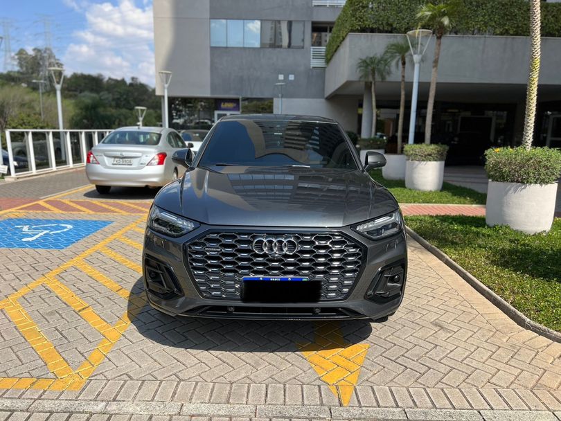 Audi Q5 SB Perf. 2.0 TFSIe S.Tr. Qt (Hib.)