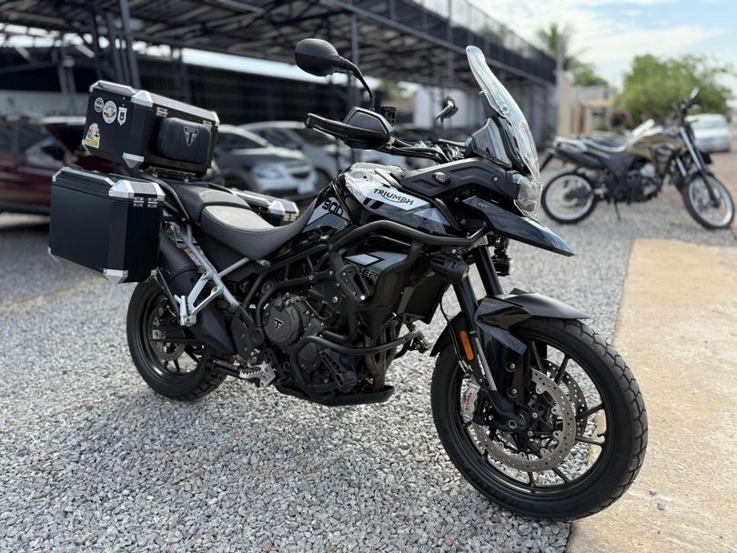 TRIUMPH TIGER 900 GT