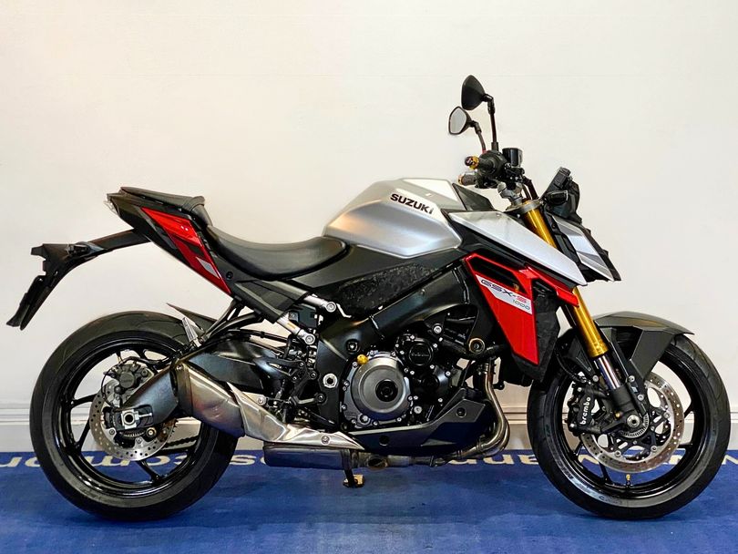 SUZUKI GSX-S 1000