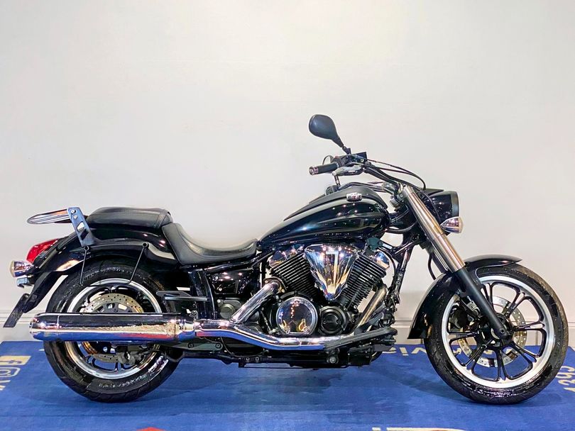 YAMAHA XVS 950 MIDNIGHT STAR