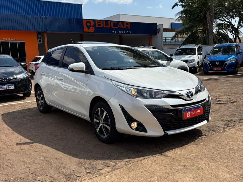 Toyota YARIS XLS Connect 1.5 Flex 16V 5p Aut.