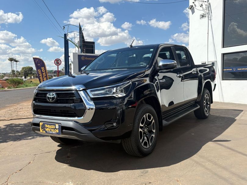 Toyota Hilux CD SRX 4x4 2.8 TDI 16V Diesel Aut.
