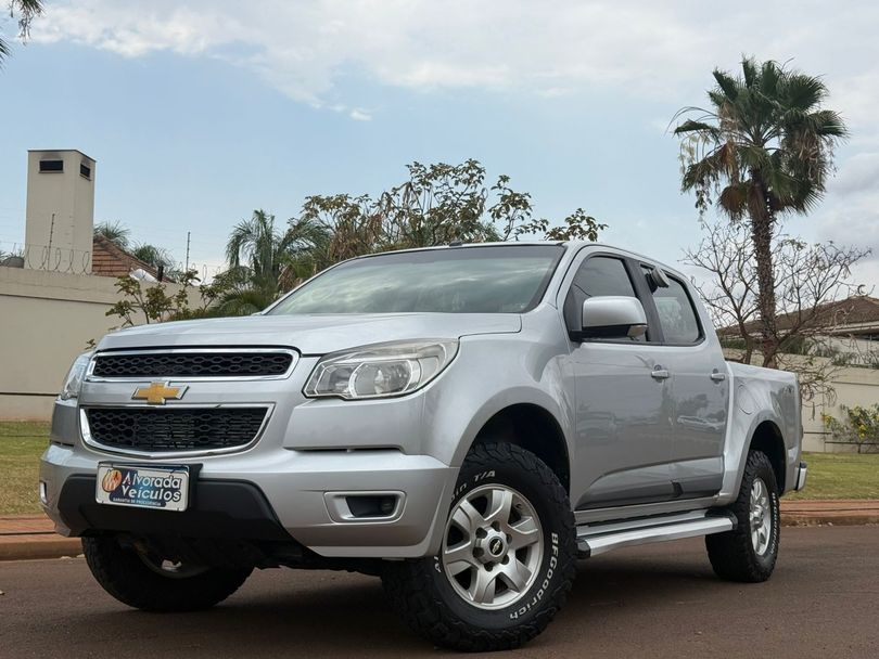 Chevrolet S10 Pick-Up LT 2.8 TDI 4x4 CD Diesel