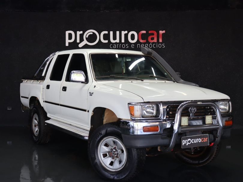 Toyota Hilux CD SR5 4x4 2.8 Diesel
