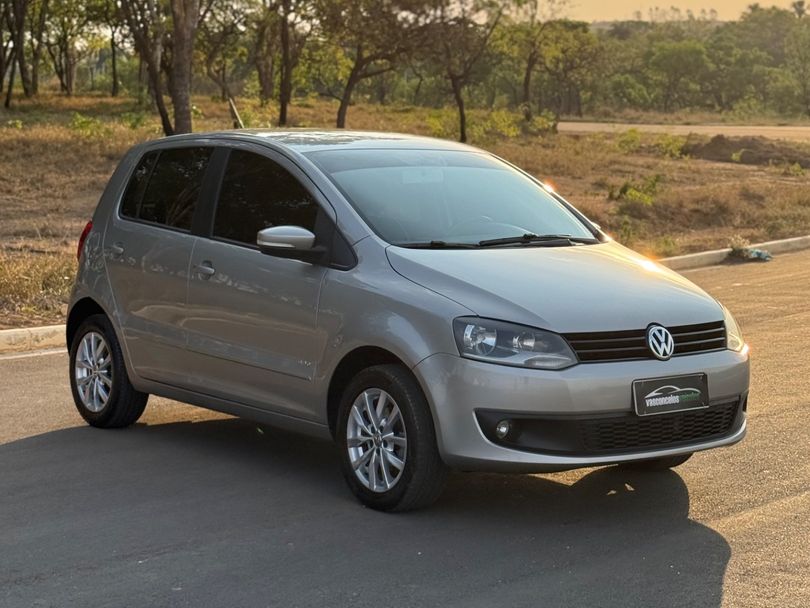 VolksWagen Fox 1.6 Mi Total Flex 8V 5p
