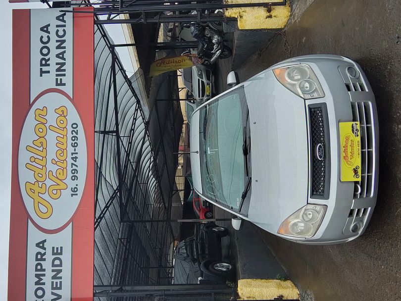 Ford Fiesta Sed. 1.6 8V Flex 4p