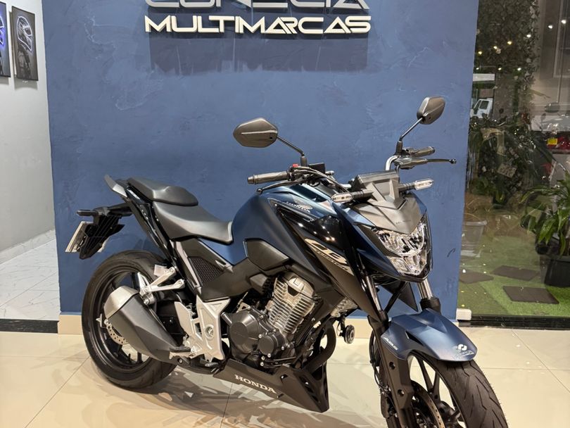 HONDA CB 300F Twister Flex