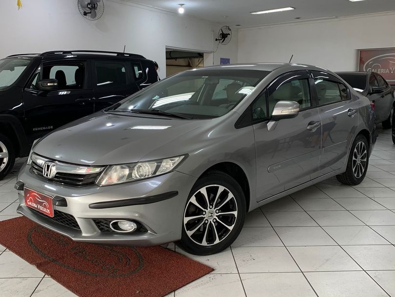 Honda Civic Sedan LXR 2.0 Flexone 16V Aut. 4p