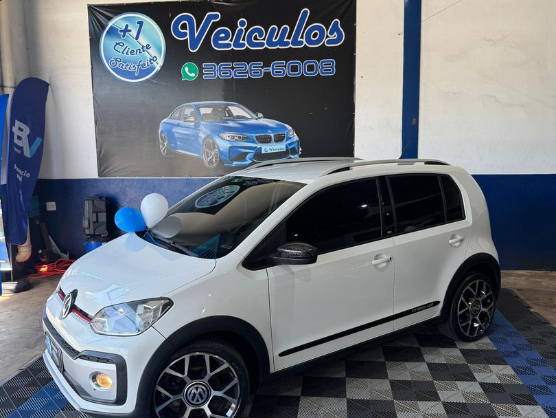 VolksWagen up! cross 1.0 TSI Total Flex 12V 5p