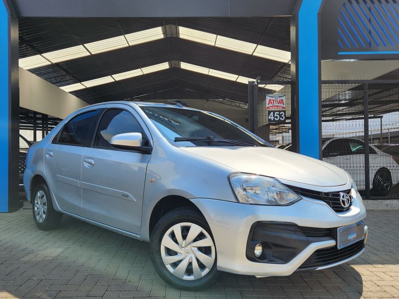 Toyota ETIOS XS 1.5 Flex 16V 5p Aut.