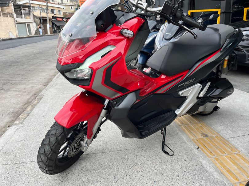 HONDA ADV 150