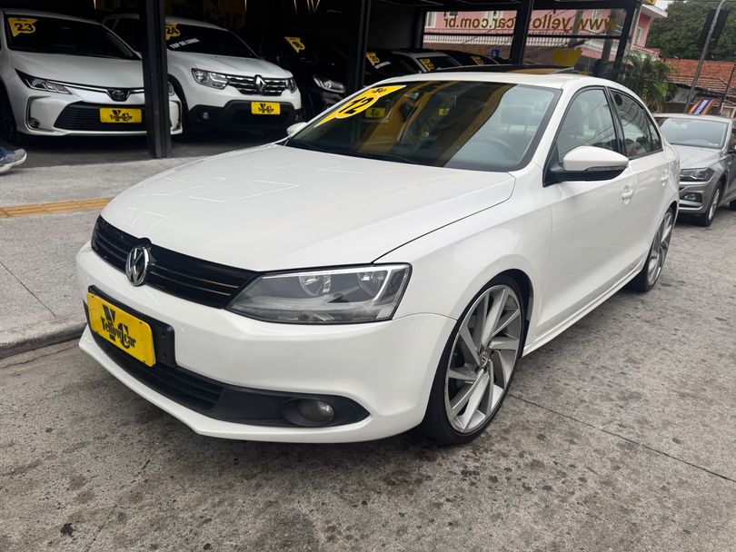 VolksWagen JETTA Comfortline 2.0 T.Flex 8V 4p Tipt.