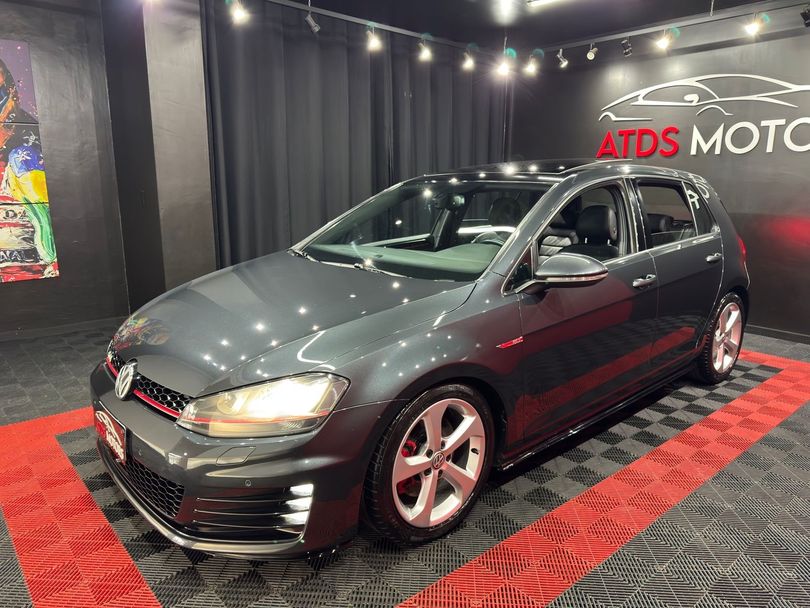 VolksWagen Golf GTi 2.0 TSI 220cv Aut.