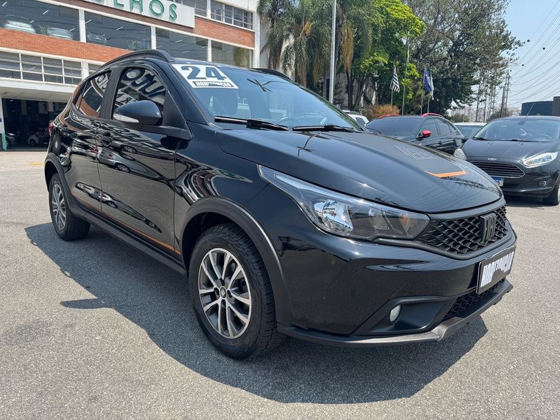 Fiat ARGO TREKKING 1.3 8V Flex