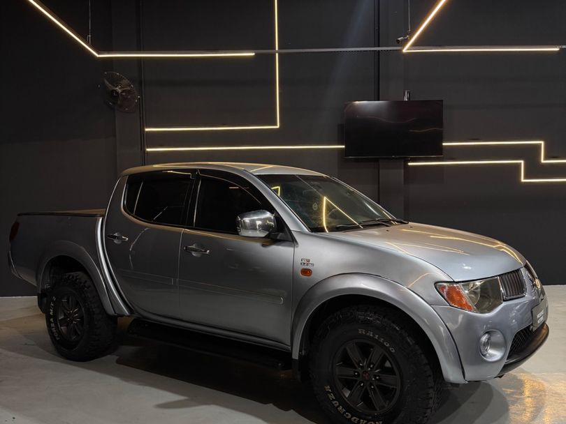 Mitsubishi L200 Triton HPE 3.2 CD TB Int.Diesel Aut