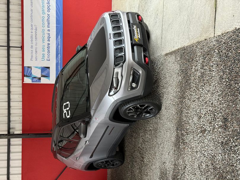 Jeep COMPASS TRAILHAWK 2.0 4x4 Dies. 16V Aut.