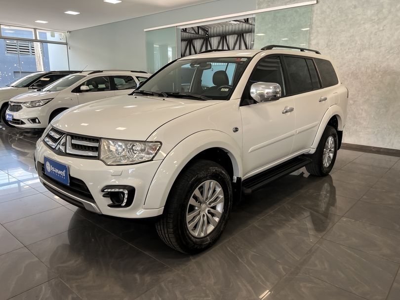Mitsubishi Pajero DAKAR 3.2 4x4 T.I. Dies. 5p Mec.