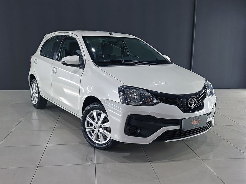 Toyota ETIOS X Plus 1.5 Flex 16V 5p Mec.